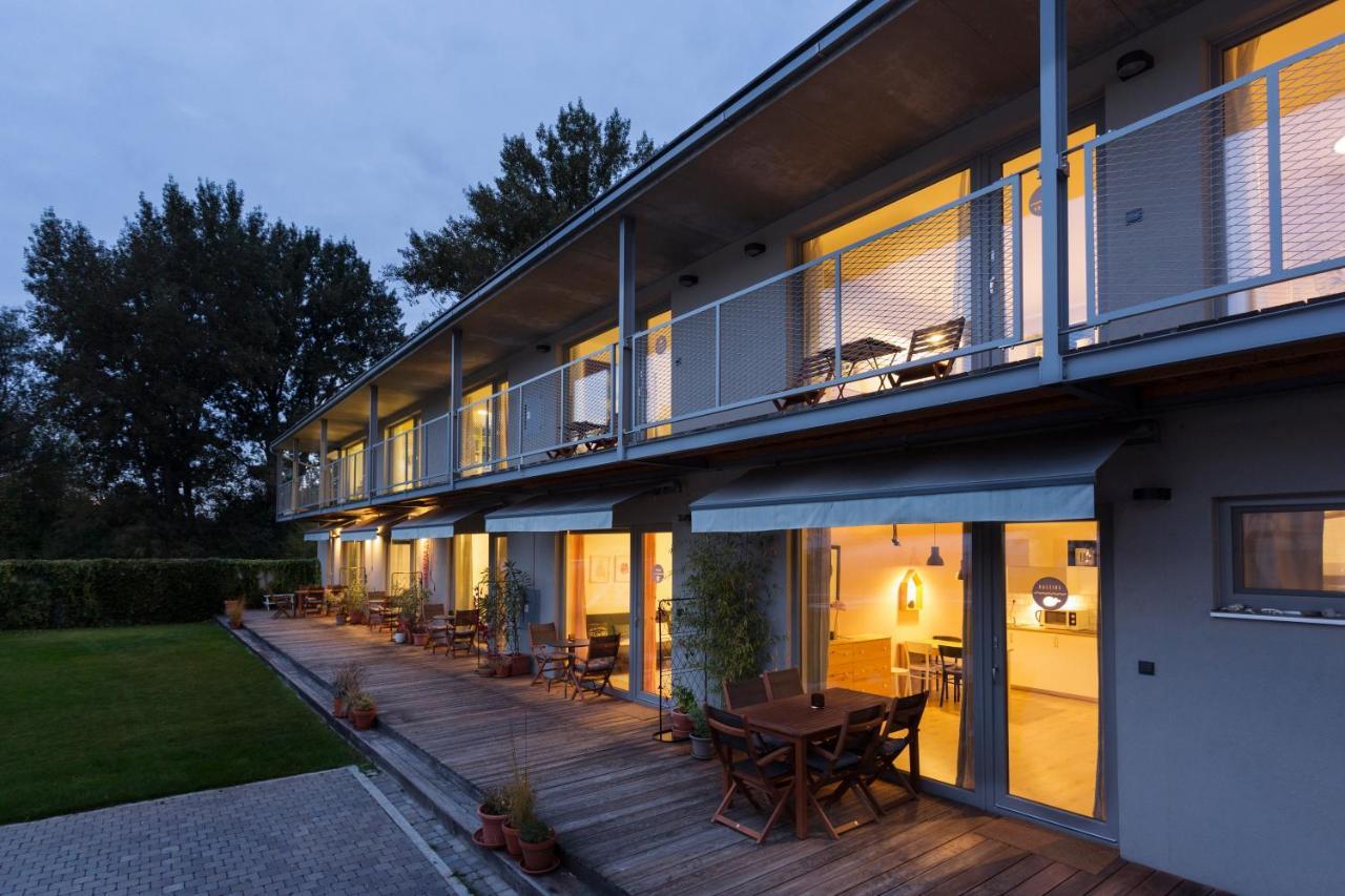 Vlnka Apartments Piest'any Exterior photo